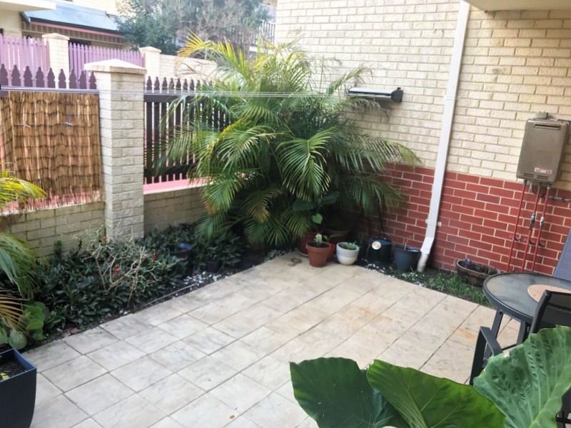 8/5 Carey Street, Bunbury WA 6230