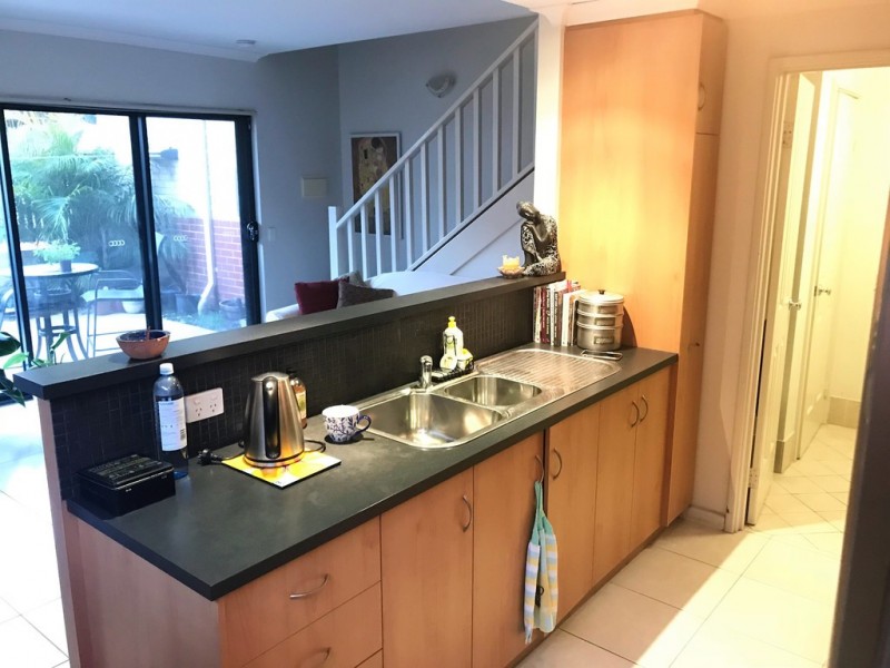 8/5 Carey Street, Bunbury WA 6230