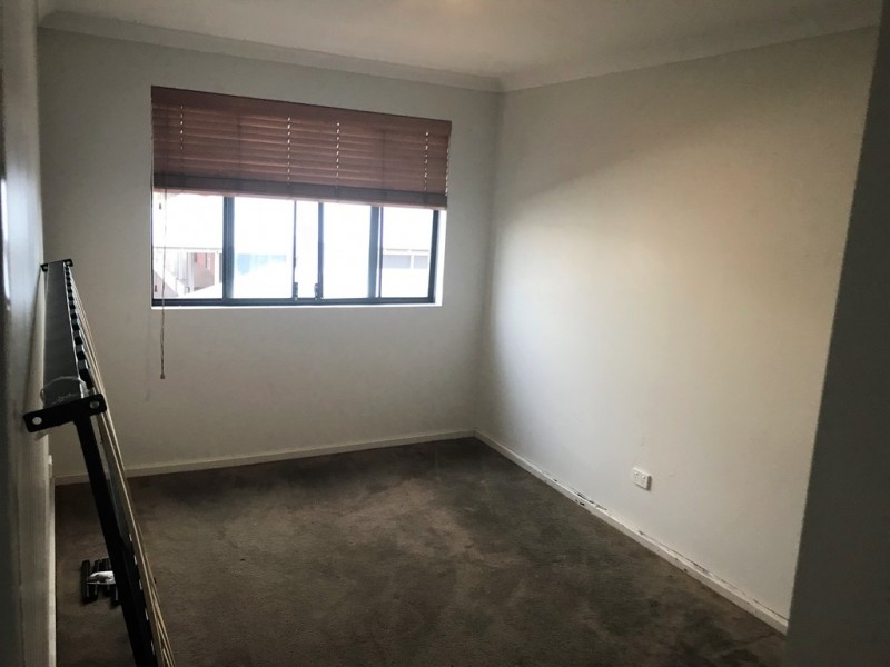 8/5 Carey Street, Bunbury WA 6230