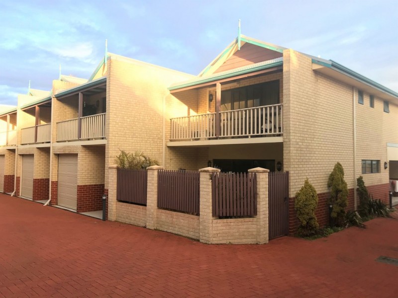 8/5 Carey Street, Bunbury WA 6230