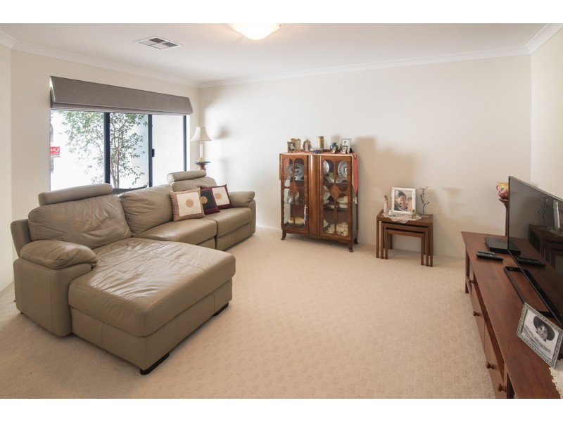 8 Dobson Court, Broadwater WA 6280