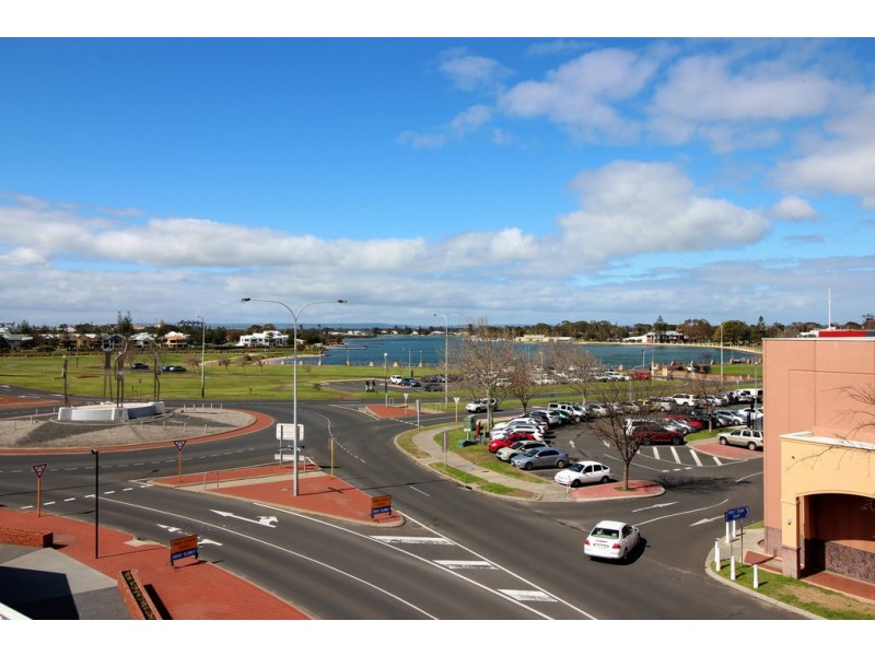 1/16 Victoria Street, Bunbury WA 6230