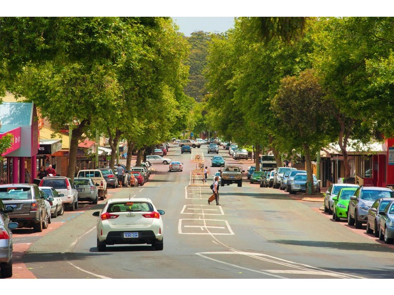 1/124 Bussell Highway, Margaret River WA 6285