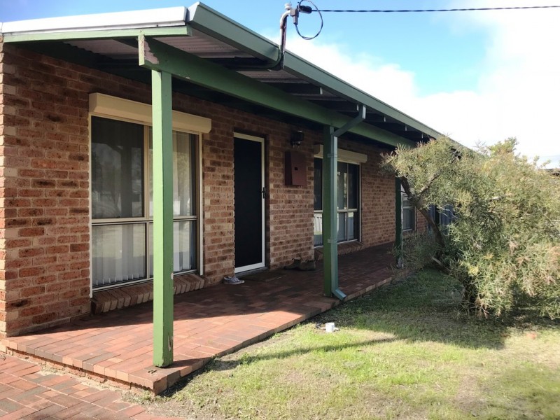 25 Dolphin Road, West Busselton WA 6280