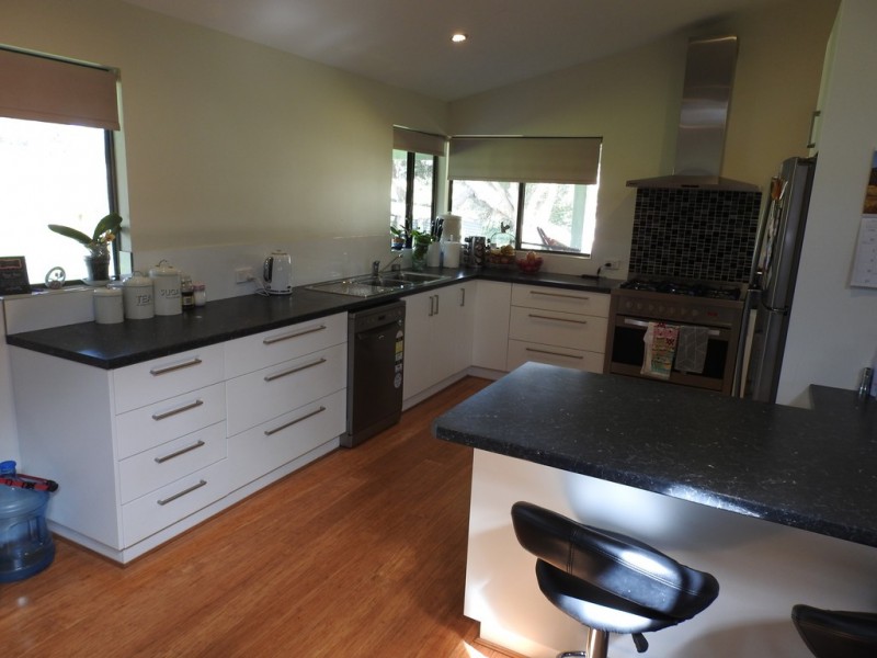 19 Lovejoy Road, Cowaramup WA 6284