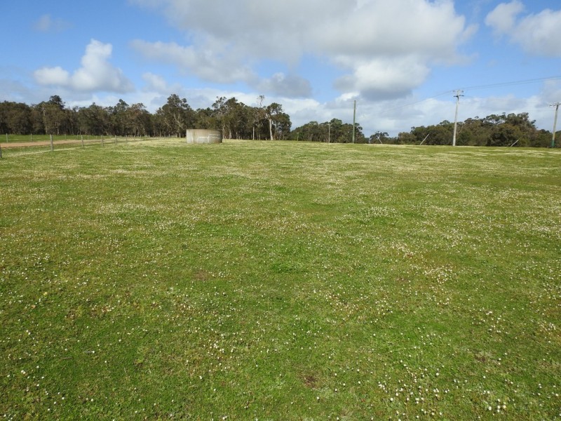 19 Lovejoy Road, Cowaramup WA 6284