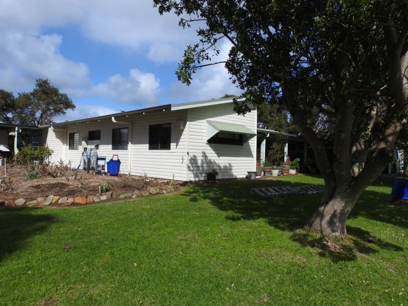 19 Lovejoy Road, Cowaramup WA 6284