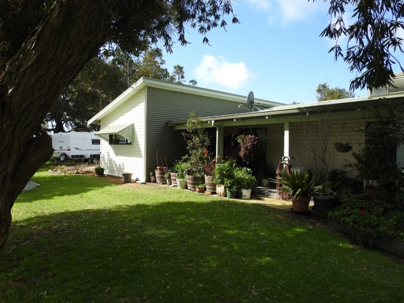 19 Lovejoy Road, Cowaramup WA 6284