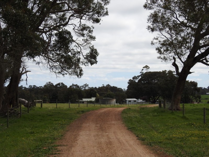 19 Lovejoy Road, Cowaramup WA 6284