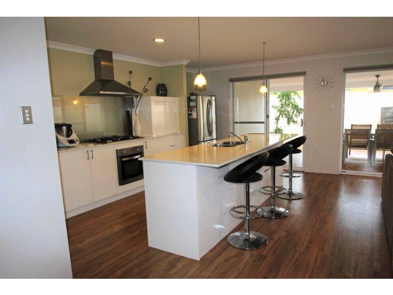 132 Beachfields Drive, Abbey WA 6280