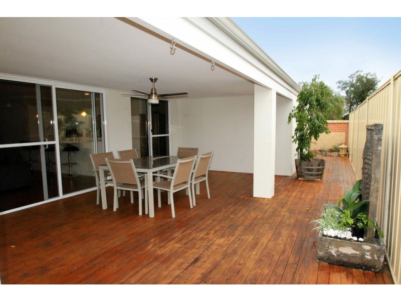 132 Beachfields Drive, Abbey WA 6280