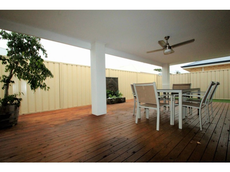 132 Beachfields Drive, Abbey WA 6280