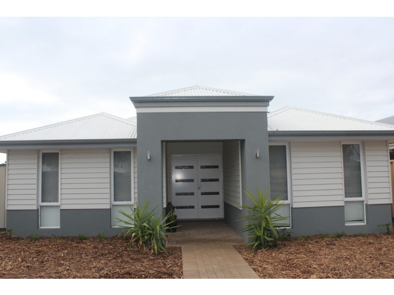 21 Matisse Way, Yalyalup WA 6280