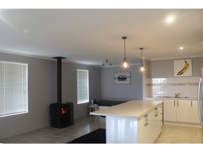 21 Matisse Way, Yalyalup WA 6280