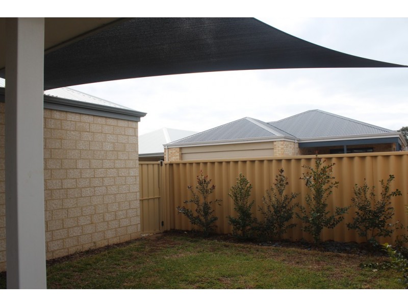 21 Matisse Way, Yalyalup WA 6280