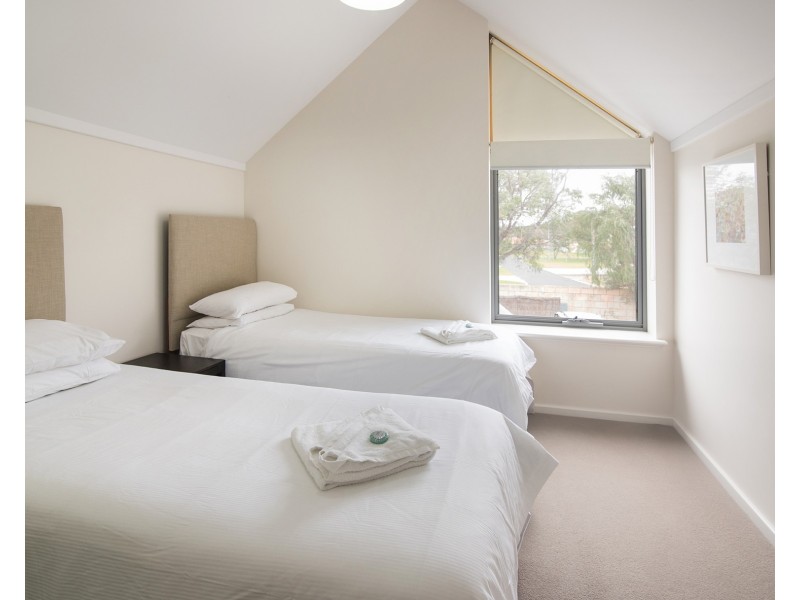 Unit 71, 12 Little Colin Street, Broadwater WA 6280