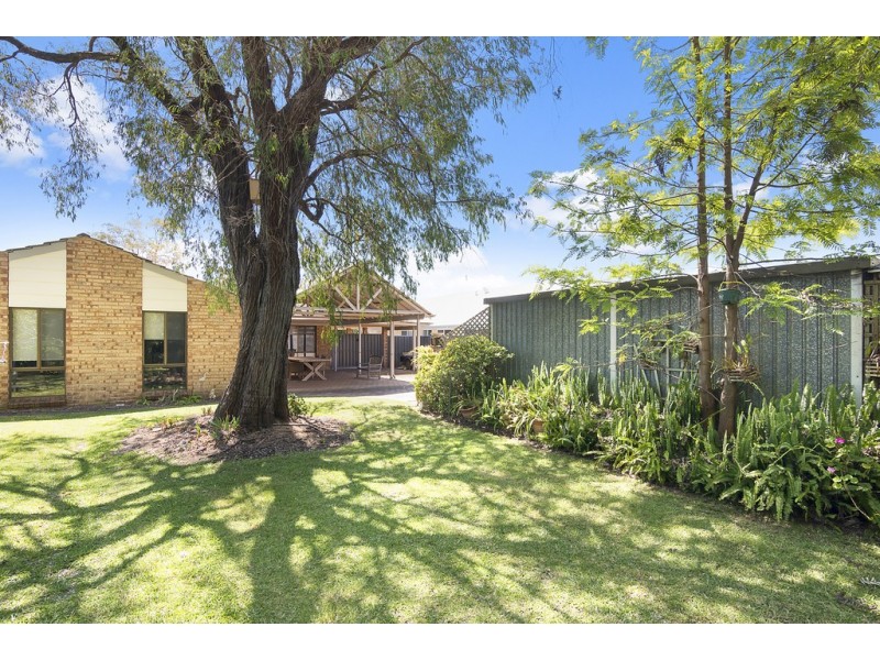 16 Blue Crescent, West Busselton WA 6280