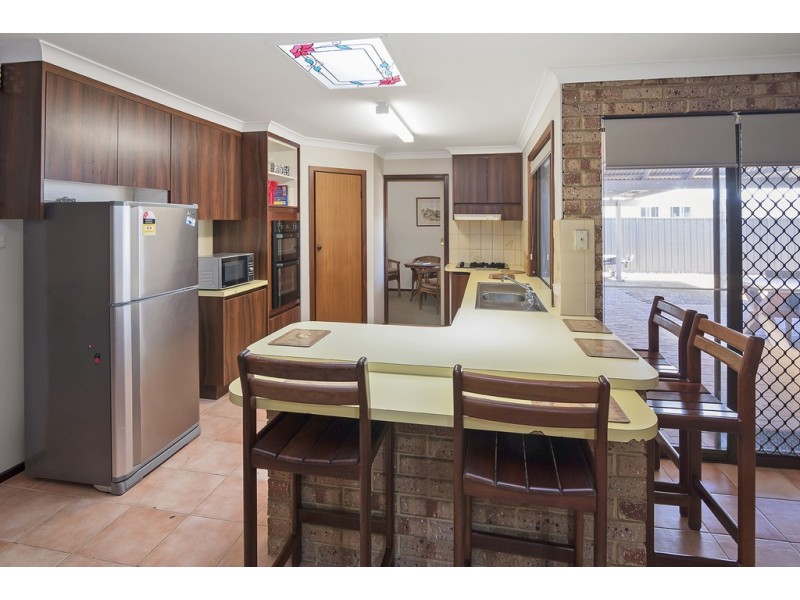 16 Blue Crescent, West Busselton WA 6280