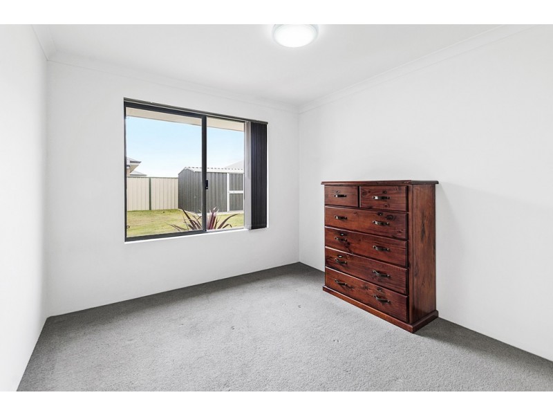 9 Billabong Street, Yalyalup WA 6280