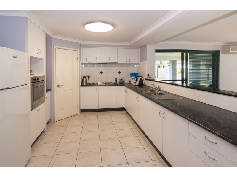 10 Clover Crescent, Busselton WA 6280