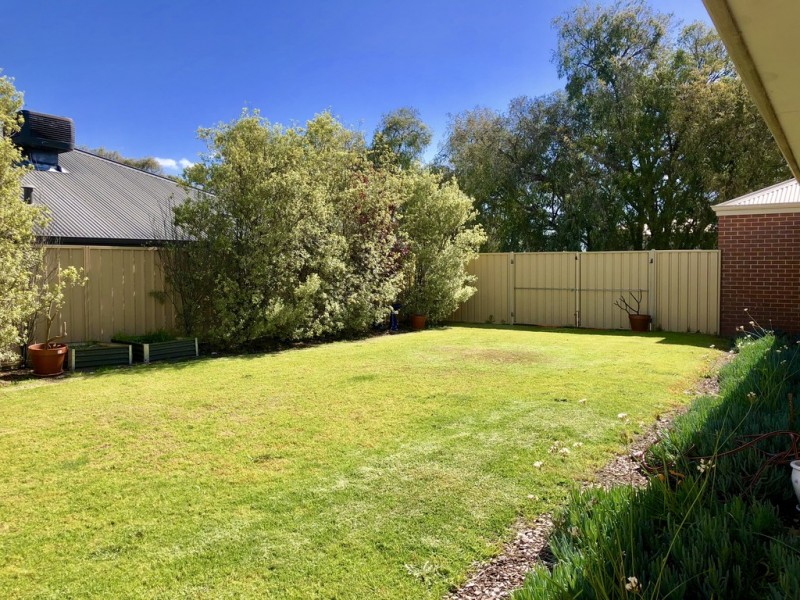 101 Broadwater Boulevard, Broadwater WA 6280