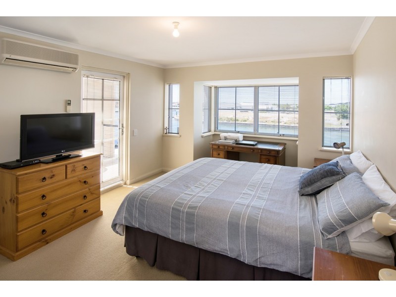 6/65 Spinnaker Boulevard, Geographe WA 6280