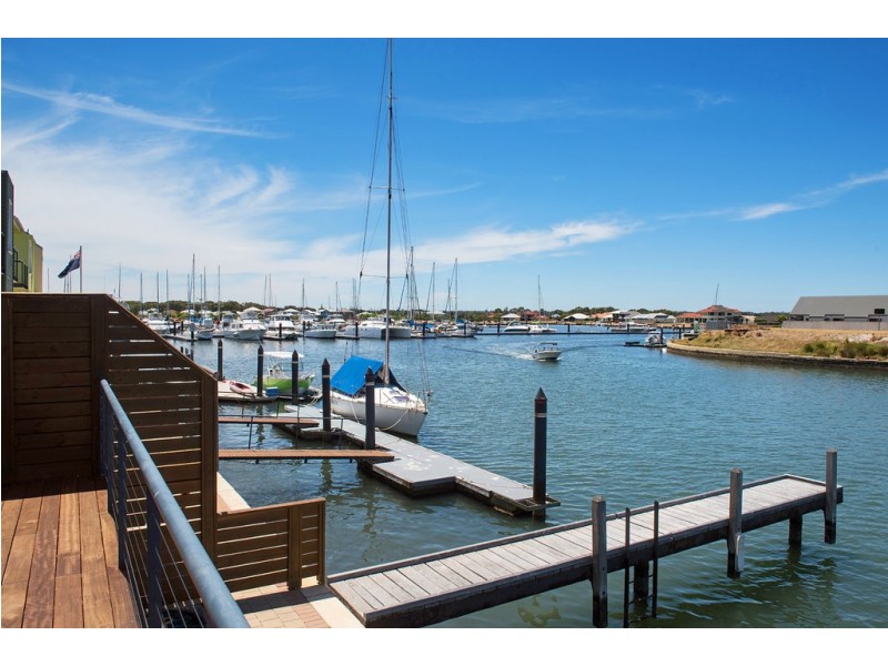 6/65 Spinnaker Boulevard, Geographe WA 6280
