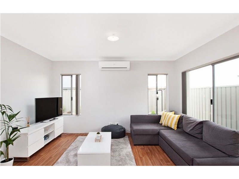 30 Amberjack Avenue, Kealy WA 6280