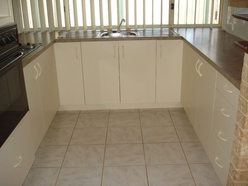 2/1 Lancaster Drive, West Busselton WA 6280