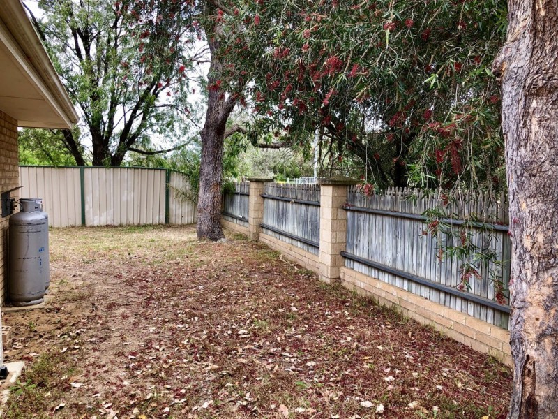 2/1 Lancaster Drive, West Busselton WA 6280