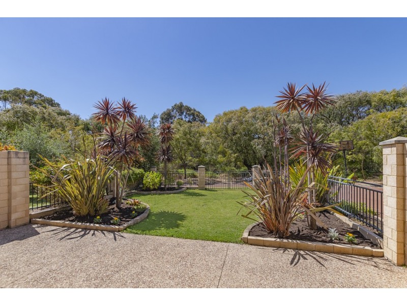 4/1 Swan Street, West Busselton WA 6280