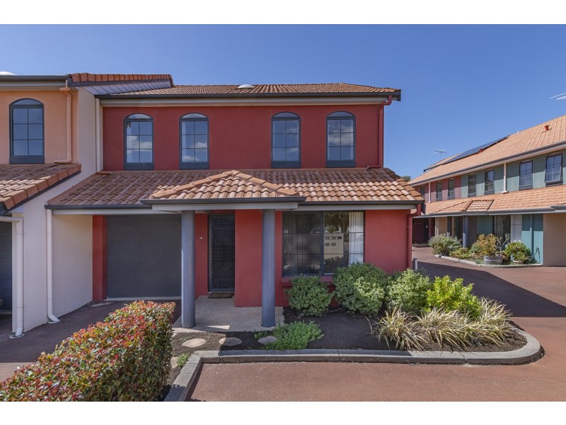 4/1 Swan Street, West Busselton WA 6280