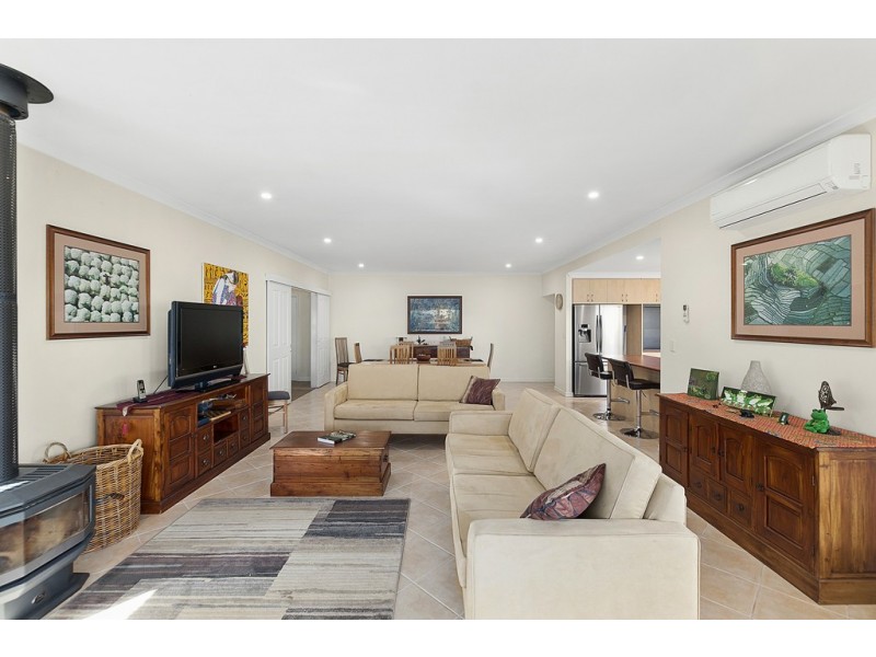 6 Angus Close, Bovell WA 6280