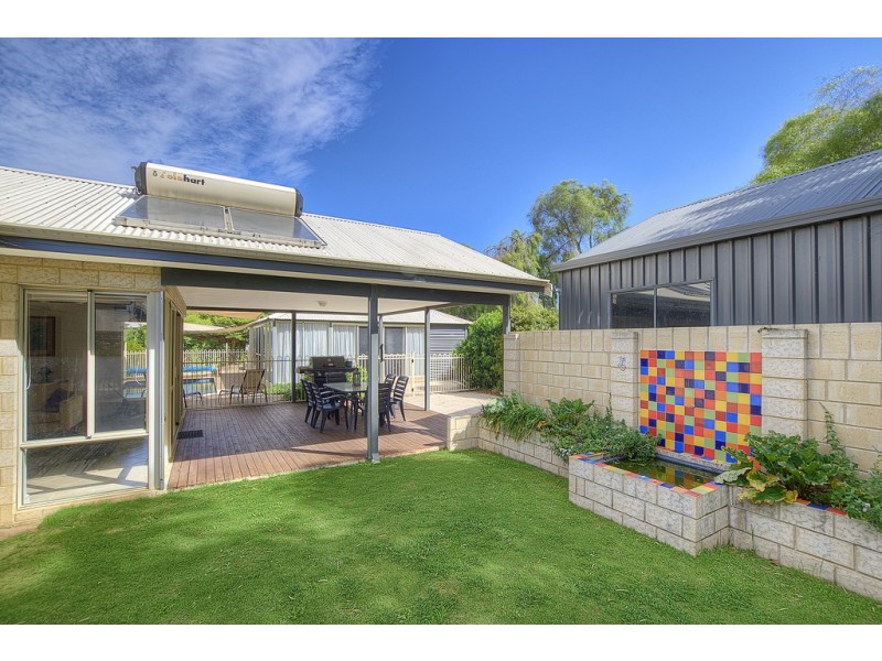 6 Angus Close, Bovell WA 6280