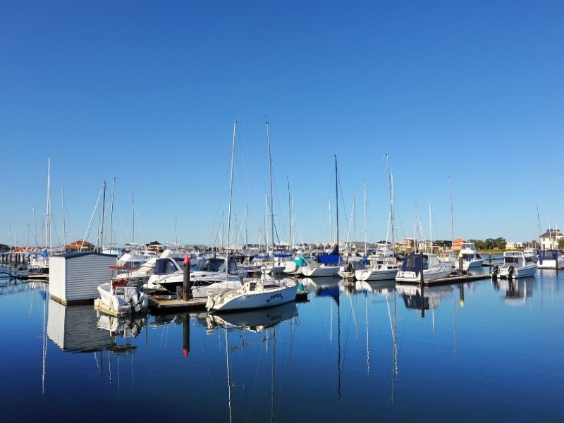 4 Lanyard Boulevard, Geographe WA 6280