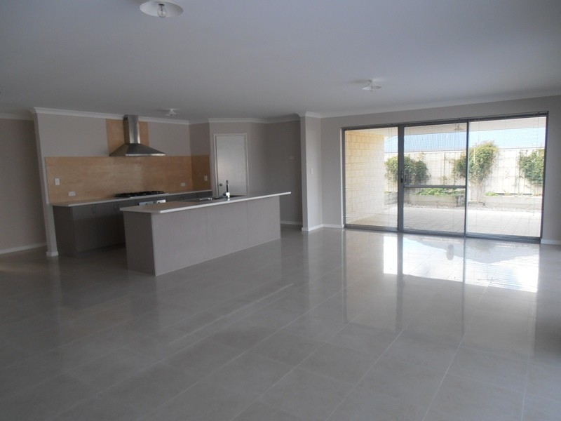 150 Dunsborough Lakes Drive, Dunsborough WA 6281