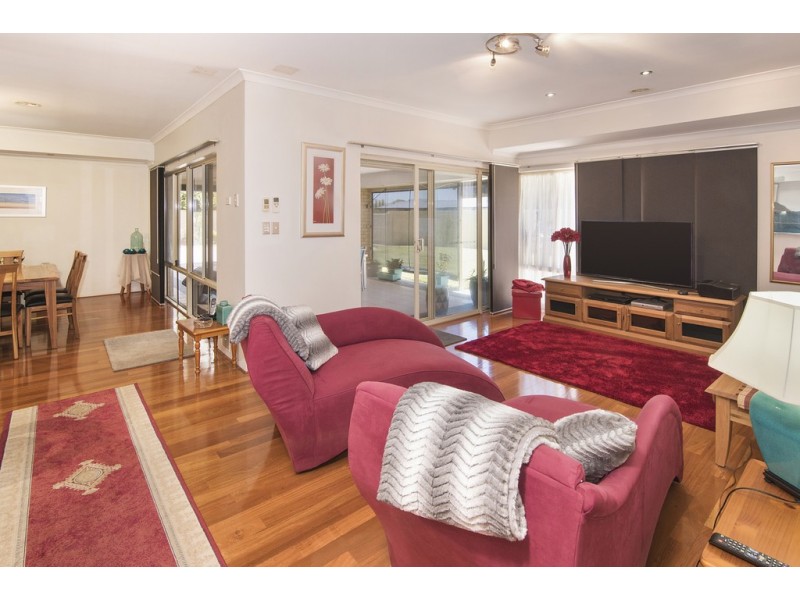420 Marine Terrace, Geographe WA 6280