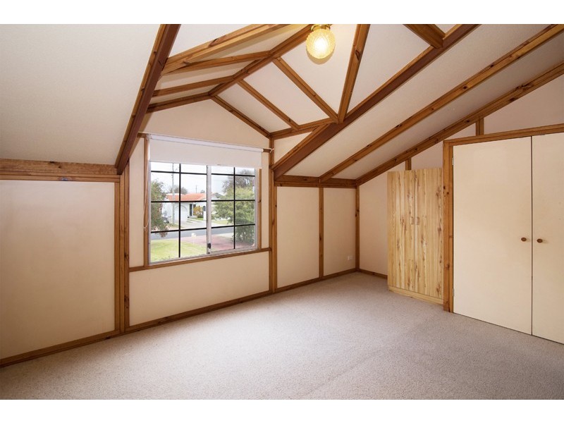 12 Jolliffe Street, West Busselton WA 6280