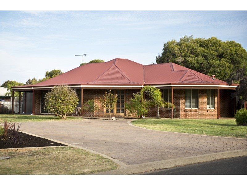 16 Amberley Loop, Dunsborough WA 6281