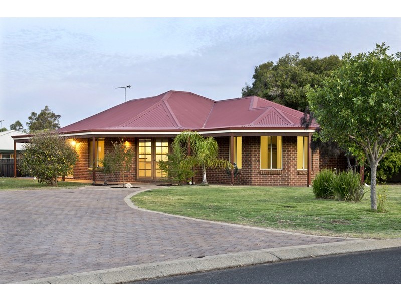 16 Amberley Loop, Dunsborough WA 6281