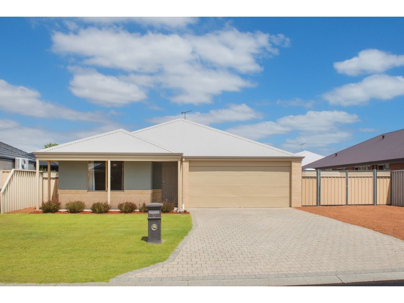 10 Dairylands Drive, Broadwater WA 6280