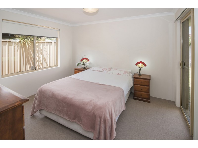 10 Dairylands Drive, Broadwater WA 6280