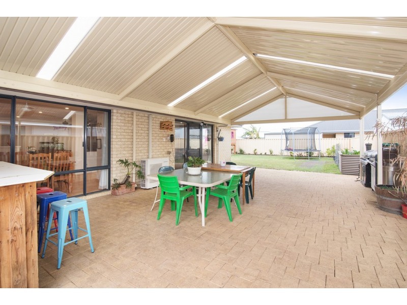 34 Provincia Parade, Yalyalup WA 6280