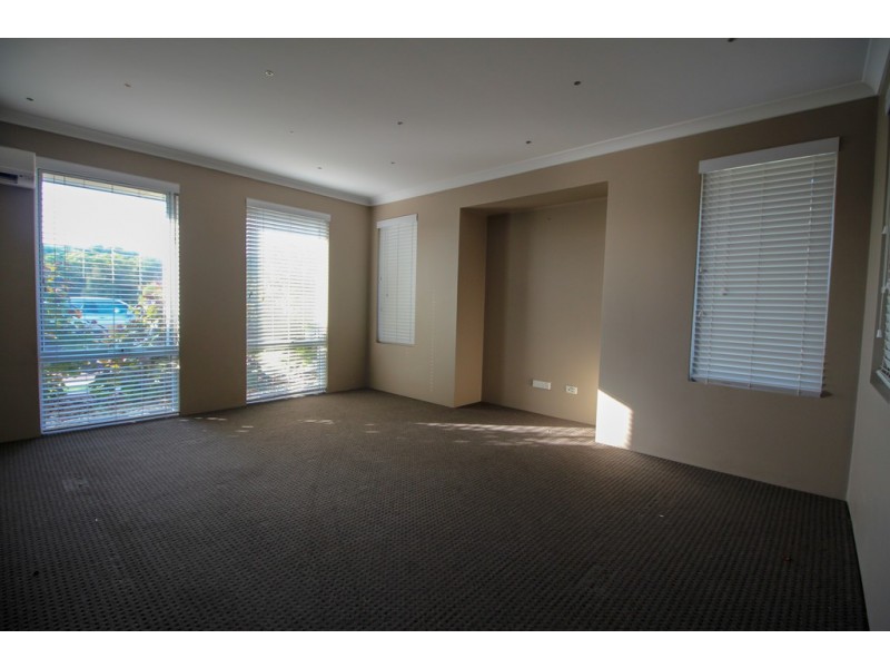 19 Masthead Loop, Geographe WA 6280
