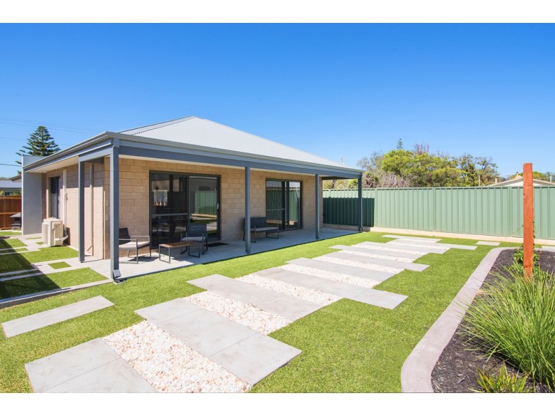215 Marine Terrace, Geographe WA 6280