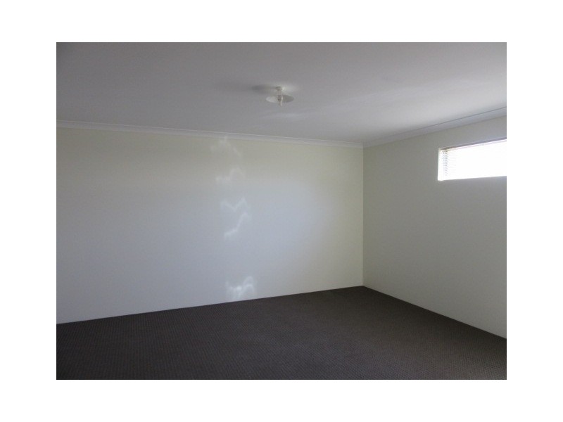 16 Provincia Parade, Yalyalup WA 6280