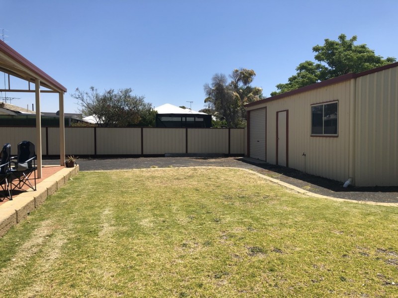 14 Henley Drive, East Bunbury WA 6230