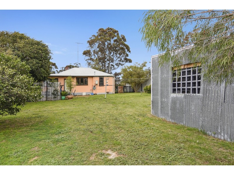 15 Hillcrest Avenue, South Bunbury WA 6230