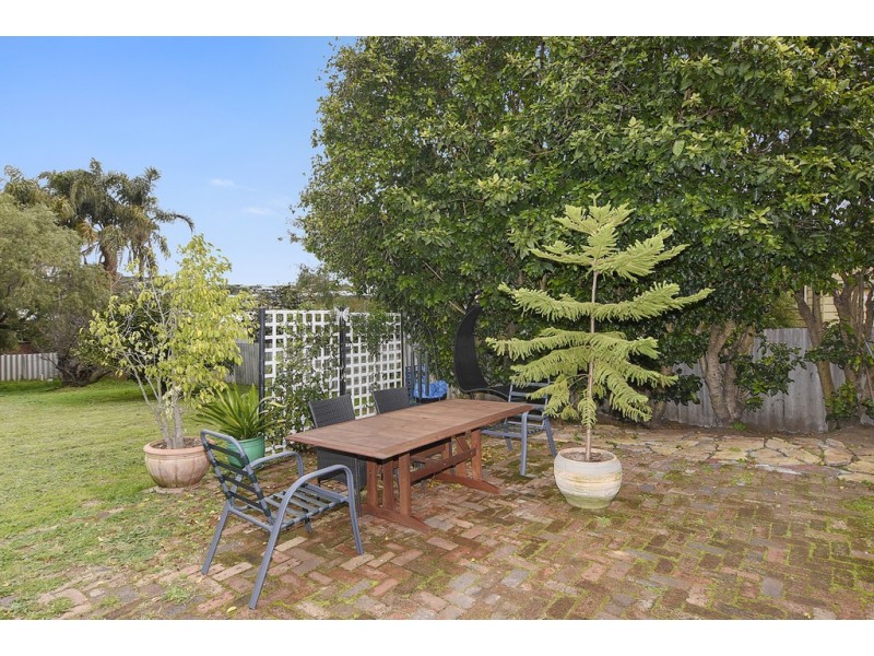 15 Hillcrest Avenue, South Bunbury WA 6230