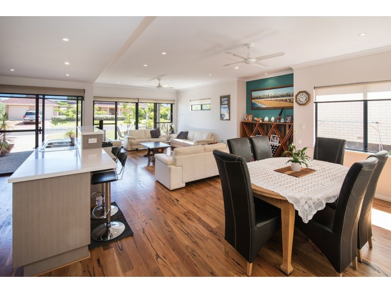 1/4 Morrison Street, West Busselton WA 6280